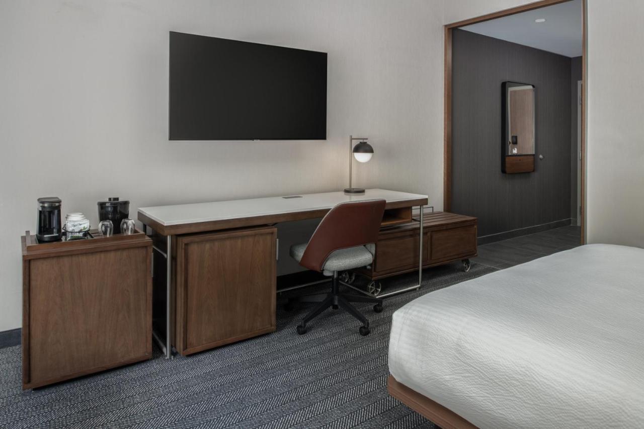 Hotel Courtyard By Marriott Olympia Zewnętrze zdjęcie