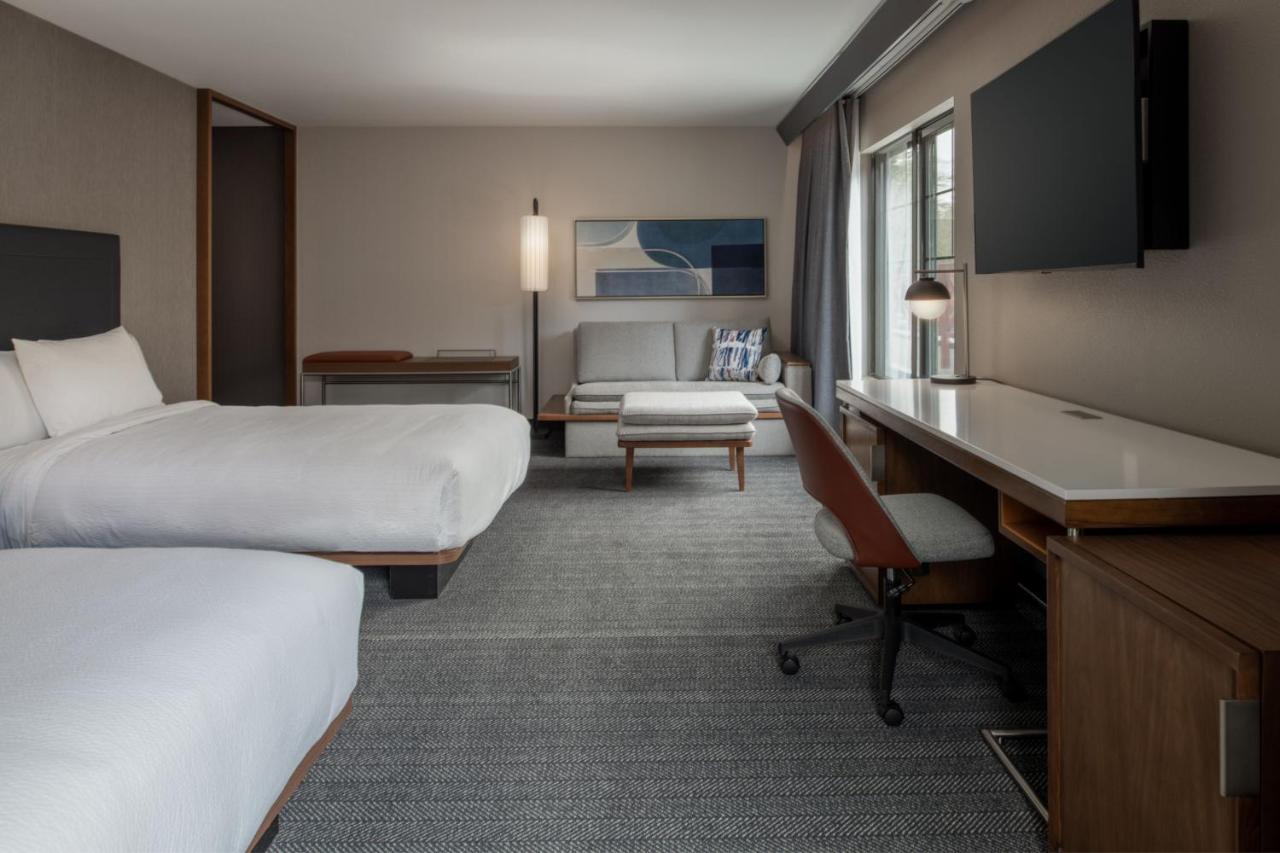 Hotel Courtyard By Marriott Olympia Zewnętrze zdjęcie